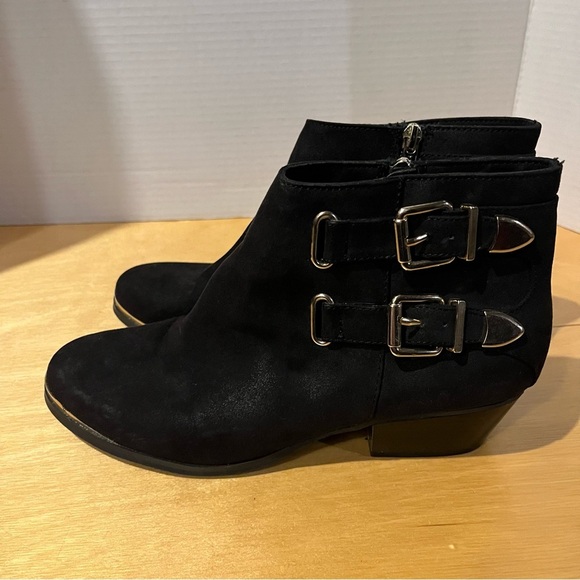 Tildon Women's Sable Ankle Buckle Black Boots Size US 9 - Picture 3 of 10